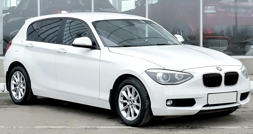 BMW 116i 2012 года с бензиновым двигателем 1.6 литра