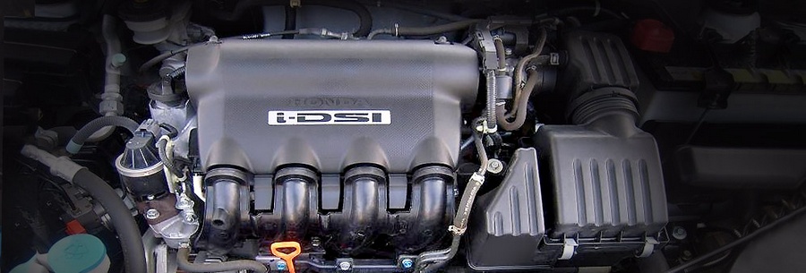 1.5-литровый бензиновый силовой агрегат Honda L15A под капотом Хонда Джаз.