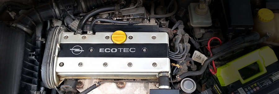 2.0-литровый бензиновый силовой агрегат Opel X20XEV под капотом Опель Омега.