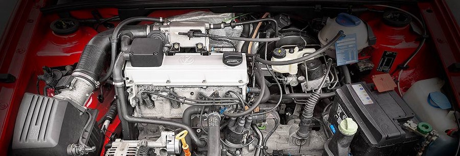 2.0-литровый бензиновый силовой агрегат VW AGG под капотом Фольксваген Пассат.