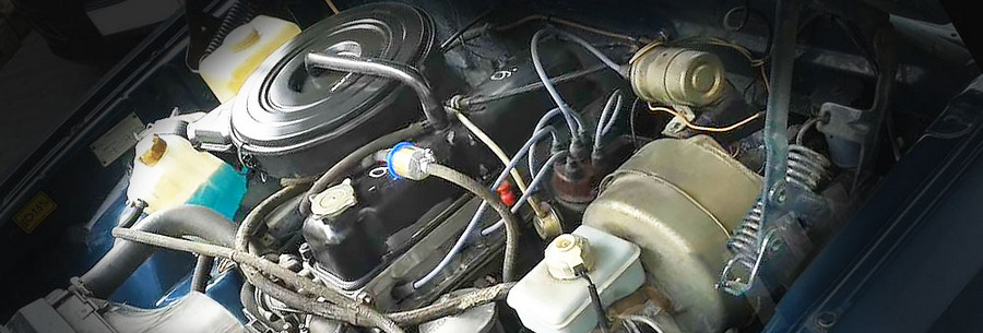 2.4-литровый бензиновый силовой агрегат ЗМЗ 402 под капотом ГАЗ 3110.