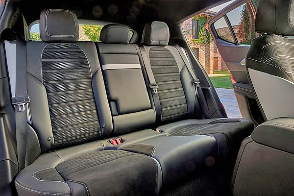 Кроссовер Альфа Ромео Тонале 1 Type 965 вторая рестайлинговая модификация салон