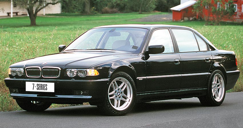 BMW 750i 2000 года с акпп