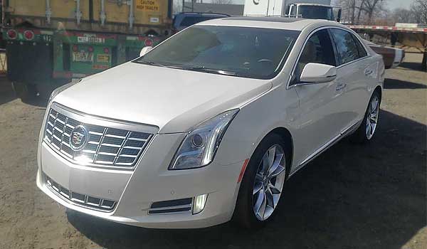 Подержанный Cadillac XTS 1 2012 года