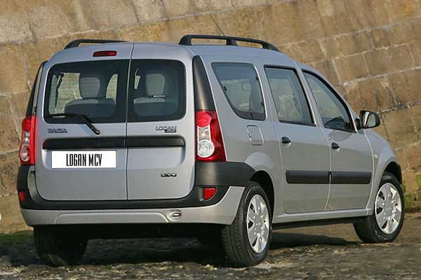 Универсал Dacia Logan 1 MCV (R90) до рестайлинговая версия вид сзади