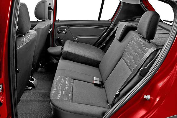 Hatchback Dacia Sandero I Stepway (B90x) салон