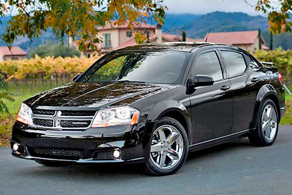 Седан Dodge Avenger 1 (JS) вид спереди рестайлинг