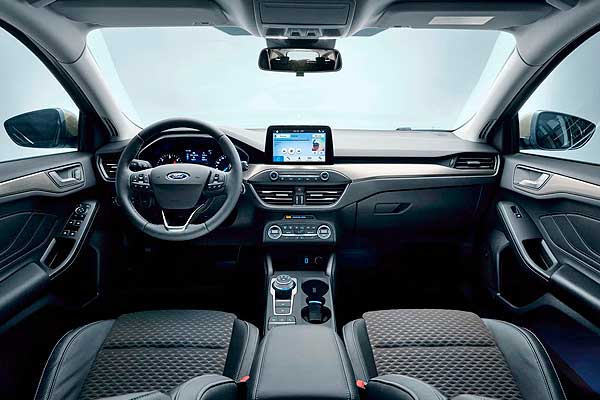 Ford Focus IV (C519) до обновления интерьер