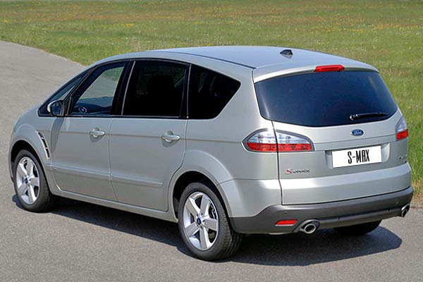 Минивэн Ford S-MAX 1 (CD340) дорестайлинговая версия вид сзади