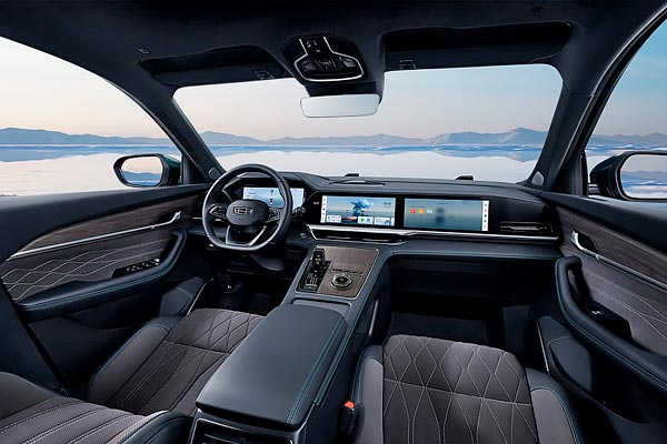 Кроссовер Джили Монжаро Flagship SE 1 (KX11) интерьер торпедо до обновления