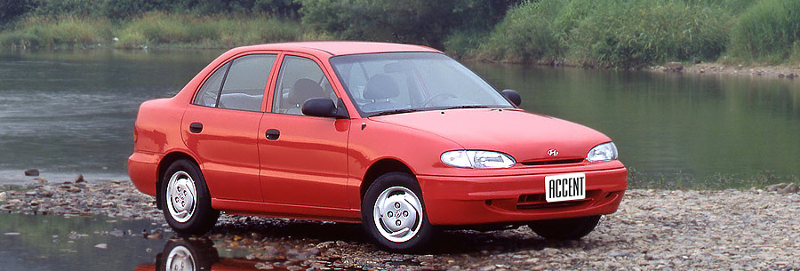 Hyundai Accent 1 поколения 1999 года