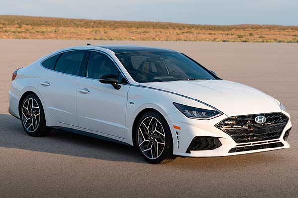 Седан Хендай Соната N Line 8 (ДН8) до рестайлинга вид спереди