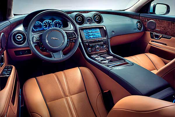 Jaguar XJ VIII (X351) до обновления интерьер