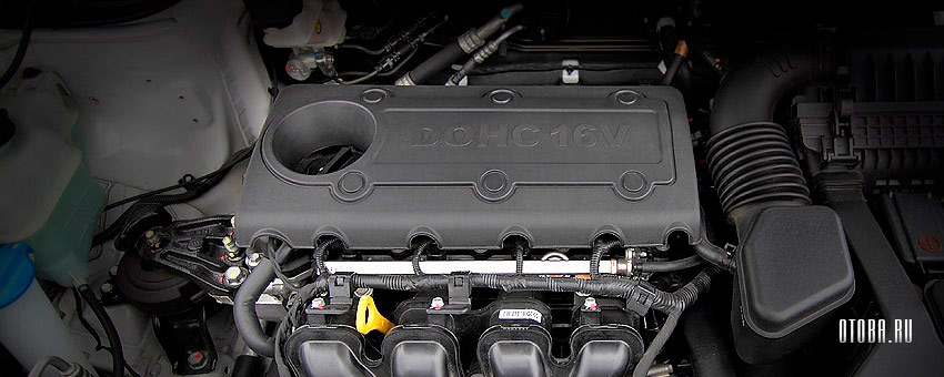 Мотор 2.4 литра Hyundai G4KE под капотом Киа Оптима.