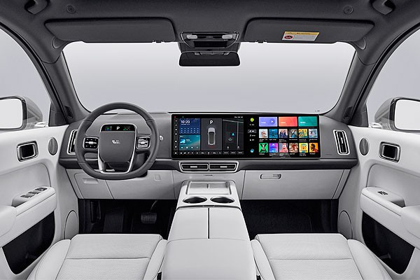 Кроссовер Лисян Л7 1 (Х03) интерьер торпедо до обновления