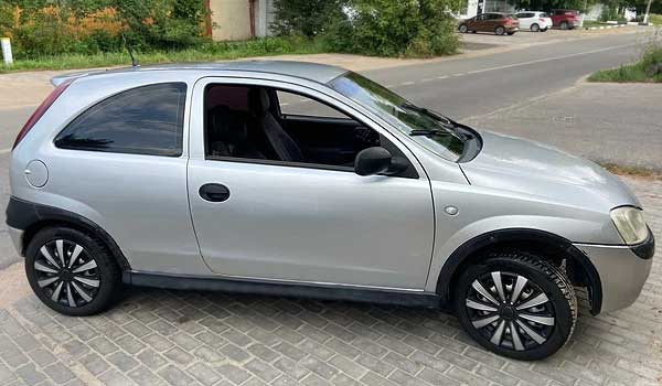 Подержанный Opel Corsa C (X01)