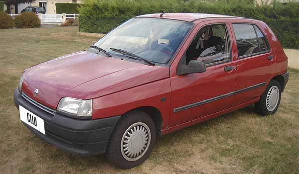Подержанный Renault Clio 1 (X57)
