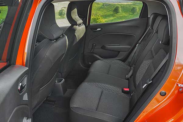Hatchback Renault Clio V (BF) салон