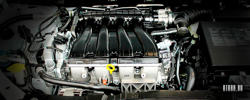 Мотор Рено M4R под капотом.