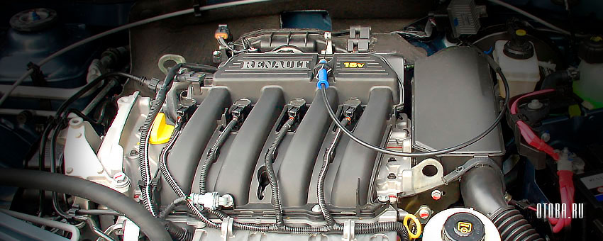 Мотор Рено Логан 1 K4M под капотом.