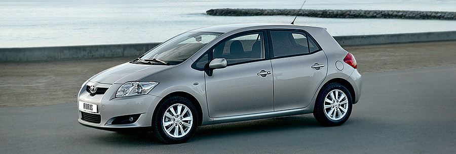 Хэтчбек Тойота Аурис 1 (E150)