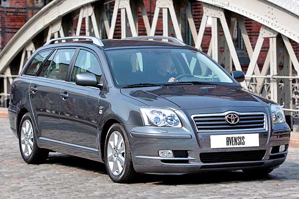 Универсал Тойота Авенсис 2 (Т250) дорестайлинговая модификация