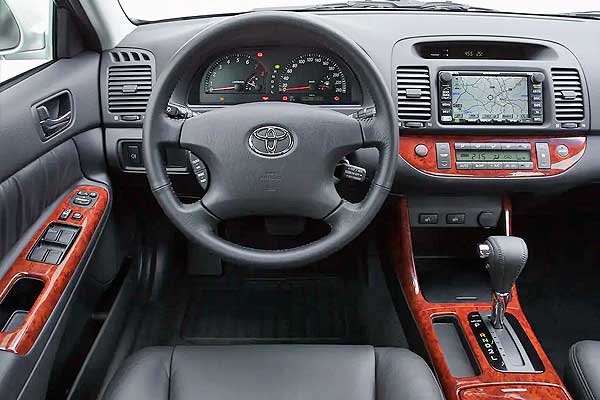 Седан Тойота Камри 5 (XV30) до обновления интерьер