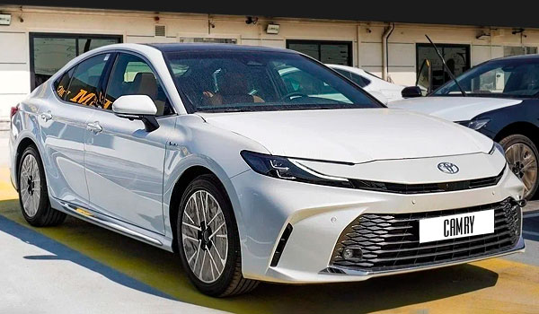 Подержанный Toyota Camry 9 (XV80) с пробегом