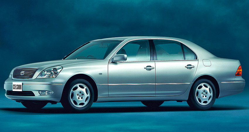 Toyota Celsior 2001 года