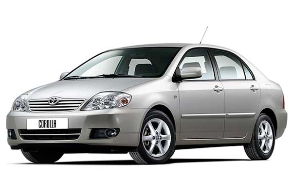 Седан Toyota Corolla 9 (E120) вид спереди рестайлинг