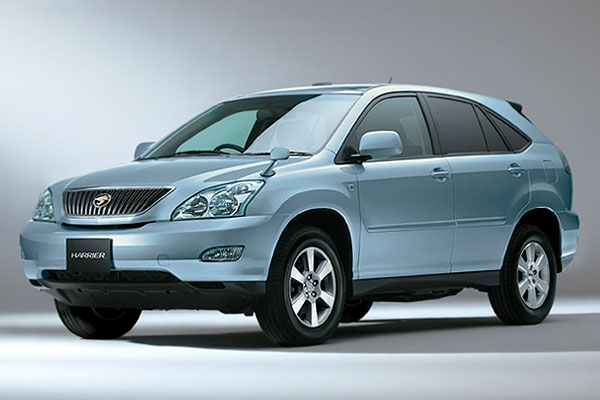 Кроссовер Тойота Харриер 2 (XU30) вид спереди