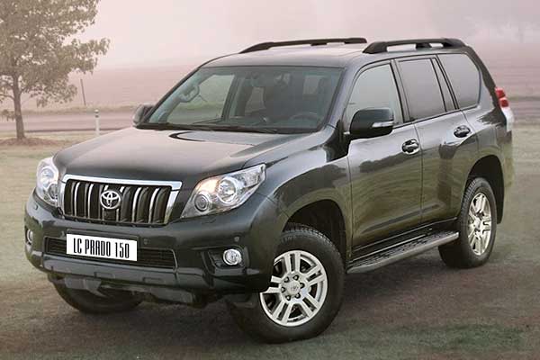 5-дверный внедорожник Тойота Ленд Крузер (J150) до рестайлинга вид спереди