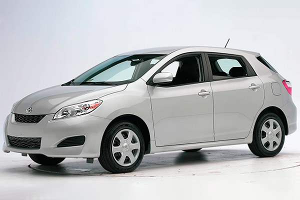 Хэтчбек Тойота Матрикс XR 2 (Е140) дорестайлинговая модификация