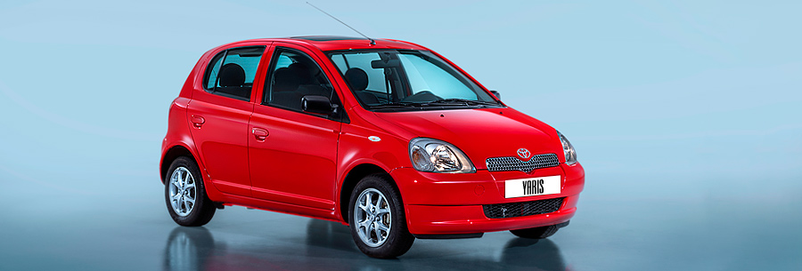 Хэтчбек Тойота Ярис 1 (XP10)