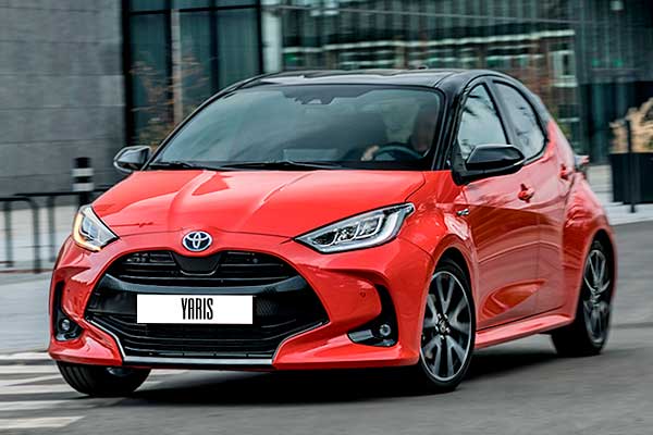 Хэтчбек Тойота Ярис 4 (ХP210) вид спереди до рестайлинга