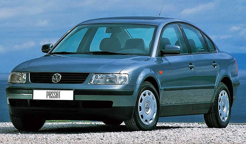 Volkswagen Passat B5 1999 года с бензиновым двигателем 1.6 литра