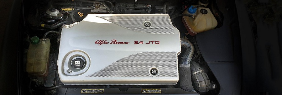 Силовой агрегат 839A6000 под капотом Альфа Ромео 166.