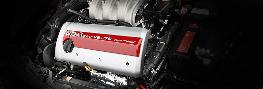 3.2-литровый бензиновый силовой агрегат 939A000 под капотом Alfa Romeo Brera.