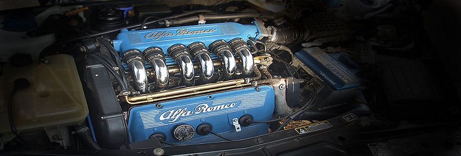 2.5-литровый бензиновый силовой агрегат Alfa Romeo AR67301 под капотом Альфа Ромео 156.