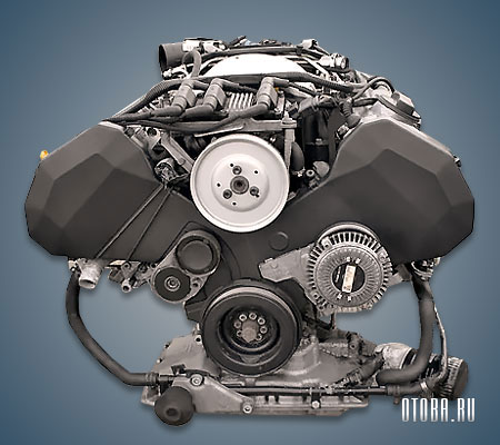 2.4-литровый бензиновый мотор Audi ALF в разборе.