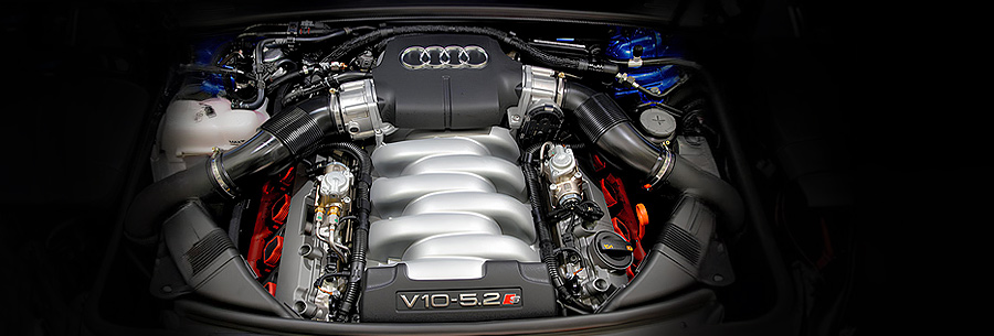 5.2-литровый бензиновый силовой агрегат Audi BXA под капотом Ауди S6.