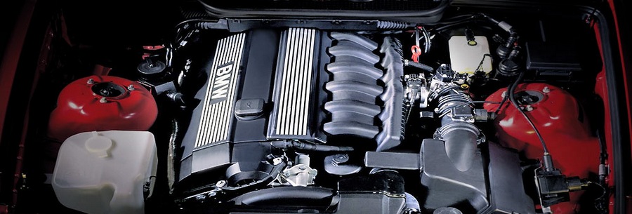 2.0 - 2.8-литровый бензиновый силовой агрегат БМВ M52 под капотом BMW 523i.