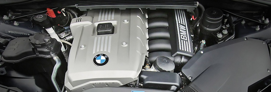 2.5 - 3.0-литровый бензиновый силовой агрегат БМВ N52 под капотом BMW 523i.