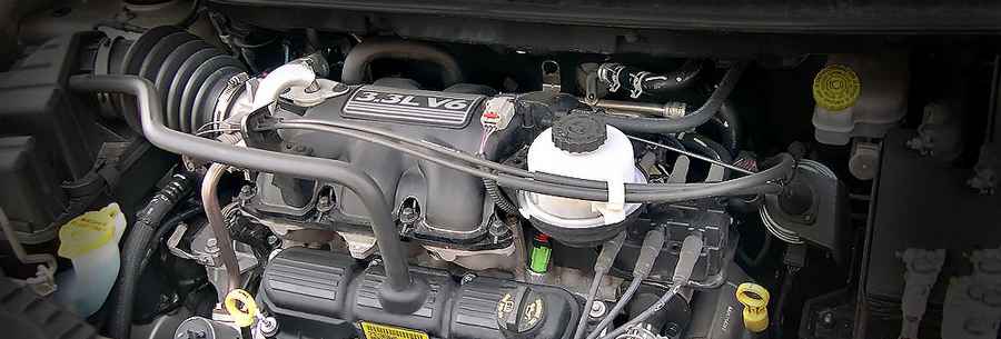 3.5-литровый бензиновый силовой агрегат Chrysler EGA под капотом Крайслер Вояджер.