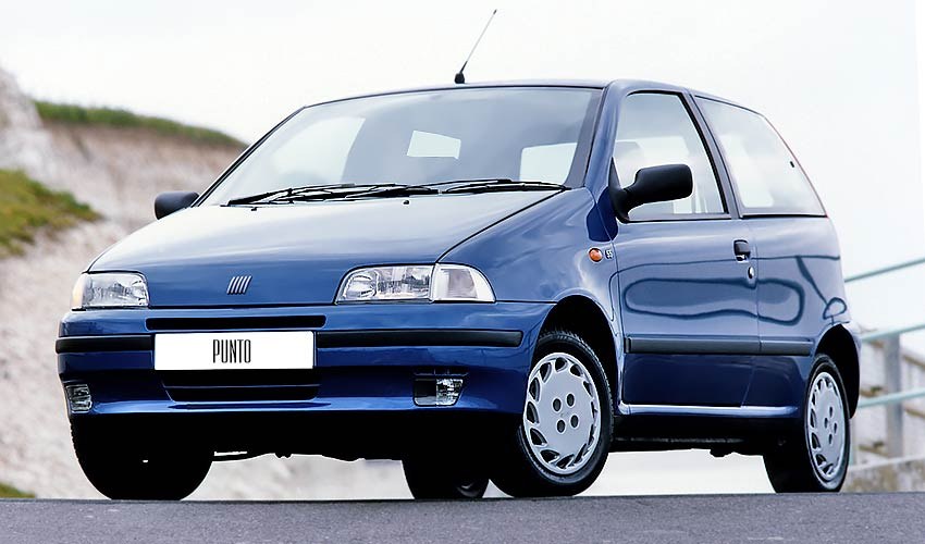 Fiat Punto с бензиновым двигателем 1.2 литра 1995 года