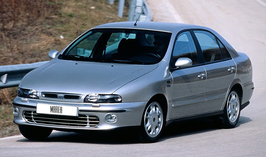 Fiat Marea 1998 года с бензиновым двигателем 1.8 литра
