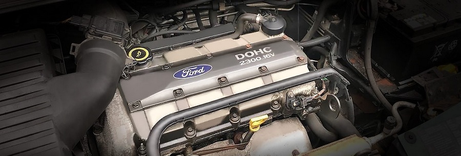 Силовой агрегат I4 DOHC под капотом Форд.