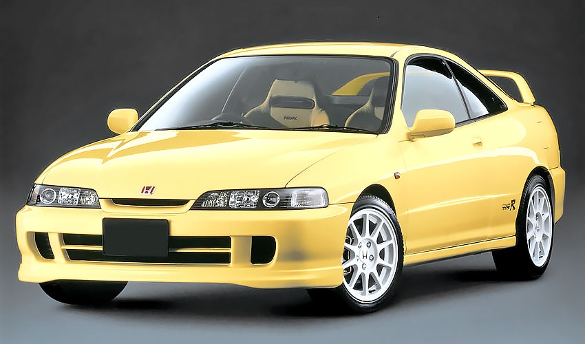 Honda Integra Type R 1999 года с бензиновым двигателем 1.8 литра