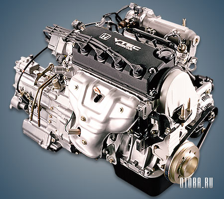 1.5-литровый бензиновый двигатель Honda D15B фото.