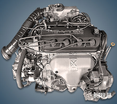 1.8-литровый бензиновый мотор Хонда F18B фото.